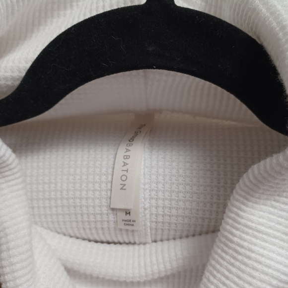 Aritzia The Group Babaton Waffle Knit Turtleneck - Picture 5 of 7